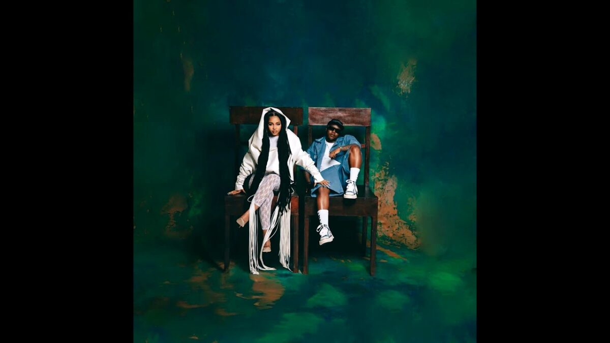 Hot 3 Step - Zee Nxumalo x Dlala Thukzin - Ayadura Amateki (FULL SONG)