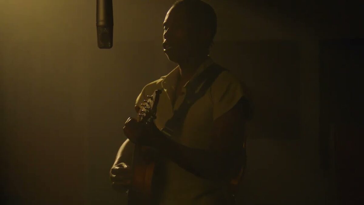 Bongeziwe Mabandla - Yalwa